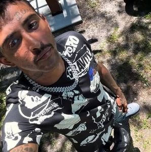 Meet your Posher, Thomas